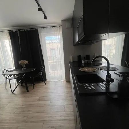 Cubicle 72 Big Terrace Apartment *
