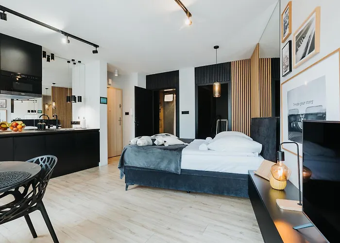 Cubicle 72 Big Terrace *